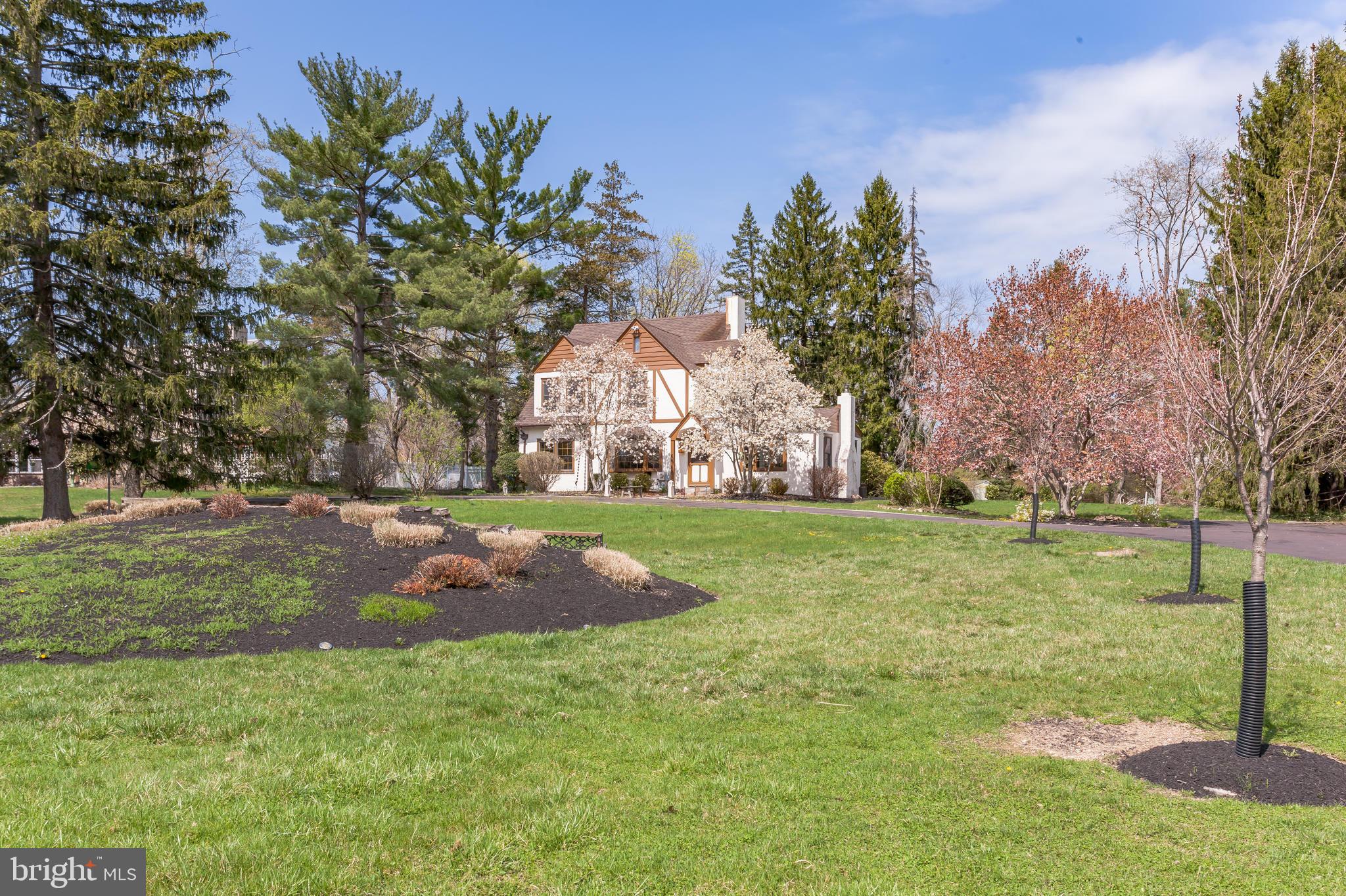 906 Edgewood Road Yardley, PA 19067 - Photo 26 of 29 Gallery Image 26