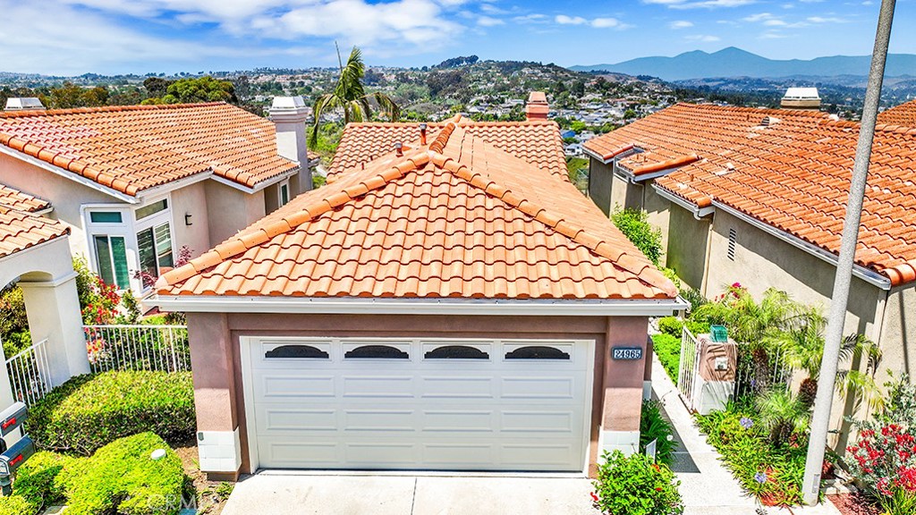 24965 Seagate Drive Dana Point, CA 92629 - Photo 3 of 44 Perched at the top of Waterford Pointe - gated, ocean-view community.
