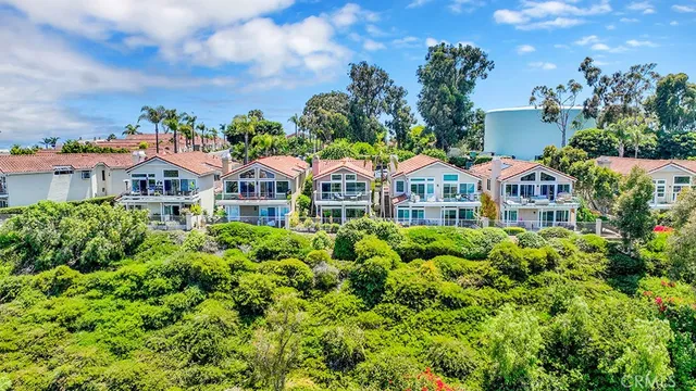 $1,425,000 | 24965 Seagate Drive, Dana Point, CA 92629