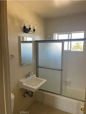 $1,800 | 15 East Los Higos Street, Unit C, Alhambra, CA 91801