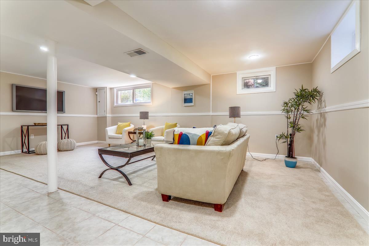 12608 Bluhill Road Silver Spring, MD 20906 - Photo 35 of 48