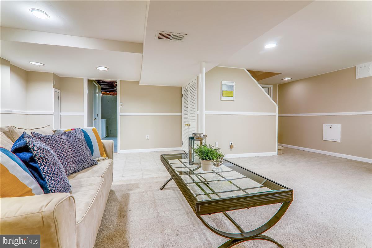 12608 Bluhill Road Silver Spring, MD 20906 - Photo 36 of 48