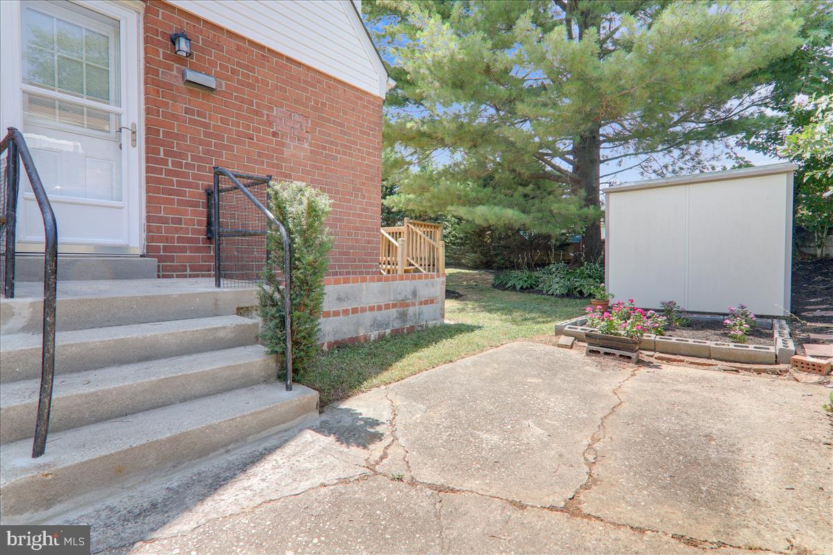12608 Bluhill Road Silver Spring, MD 20906 - Photo 43 of 48