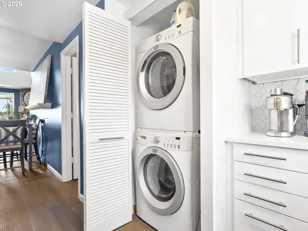 $314,777 | 81 North Hayden Bay Drive, Portland, OR 97217