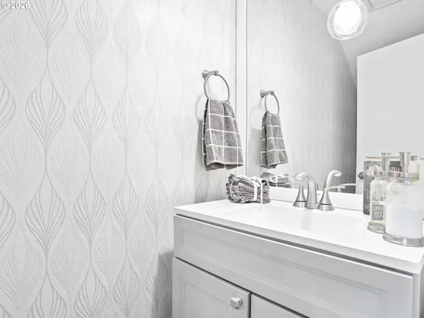 $314,777 | 81 North Hayden Bay Drive, Portland, OR 97217