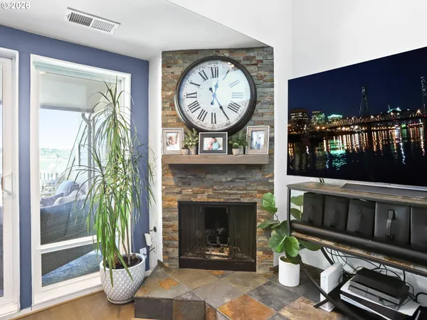 $314,777 | 81 North Hayden Bay Drive, Portland, OR 97217