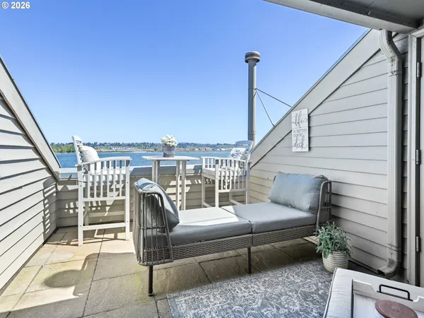 $314,777 | 81 North Hayden Bay Drive, Portland, OR 97217