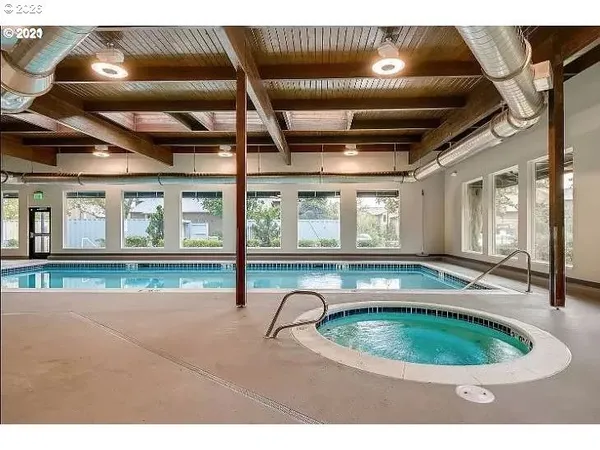 $314,777 | 81 North Hayden Bay Drive, Portland, OR 97217