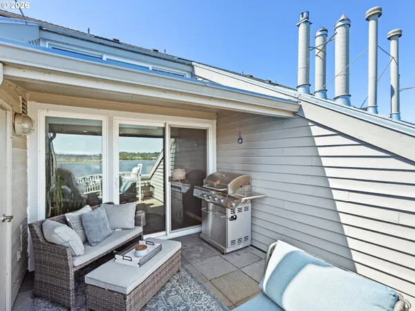 $314,777 | 81 North Hayden Bay Drive, Portland, OR 97217