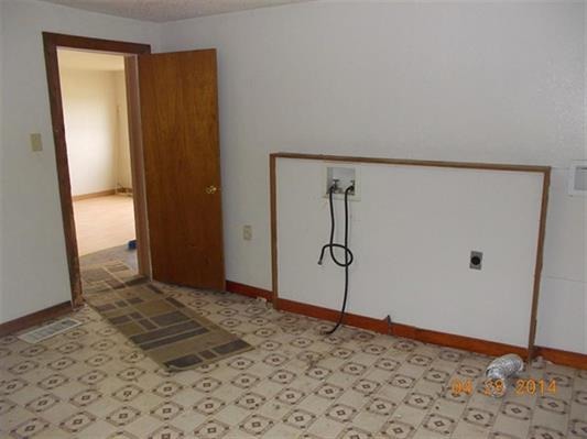 7006 South Unity Road Polo, IL 61064 - Photo 5 of 10