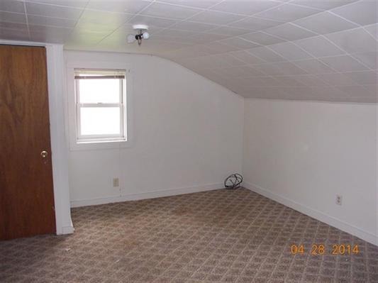 7006 South Unity Road Polo, IL 61064 - Photo 6 of 10