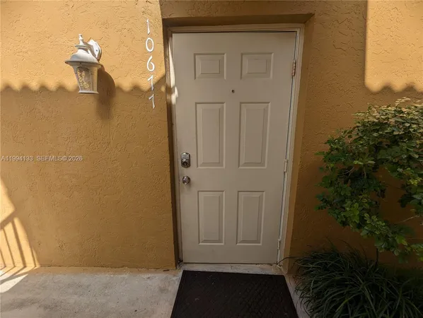 $1,675 | 10677 Northwest 45th Street, Unit 10677, Coral Springs, FL 33065