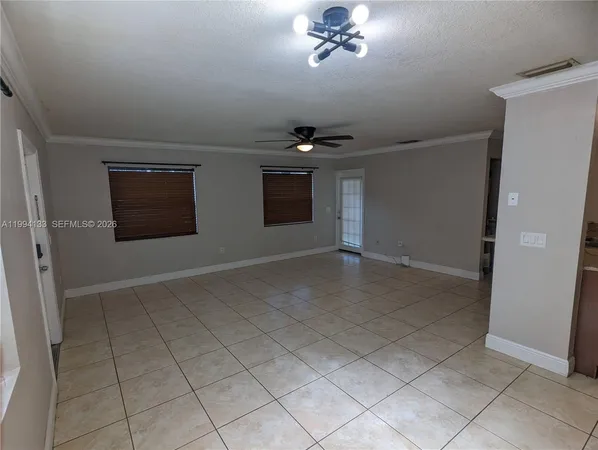 $1,675 | 10677 Northwest 45th Street, Unit 10677, Coral Springs, FL 33065