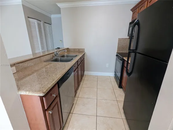 $1,675 | 10677 Northwest 45th Street, Unit 10677, Coral Springs, FL 33065