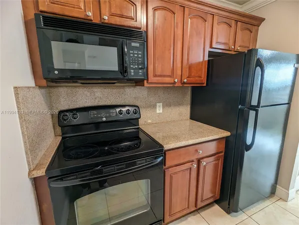 $1,675 | 10677 Northwest 45th Street, Unit 10677, Coral Springs, FL 33065