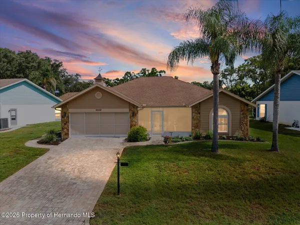 $291,500 | 6558 Pine Meadows Drive, Spring Hill, FL 34606