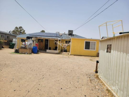 404 North Warner Street Ridgecrest, CA 93555 - Photo 6 of 6 a view of a apartment