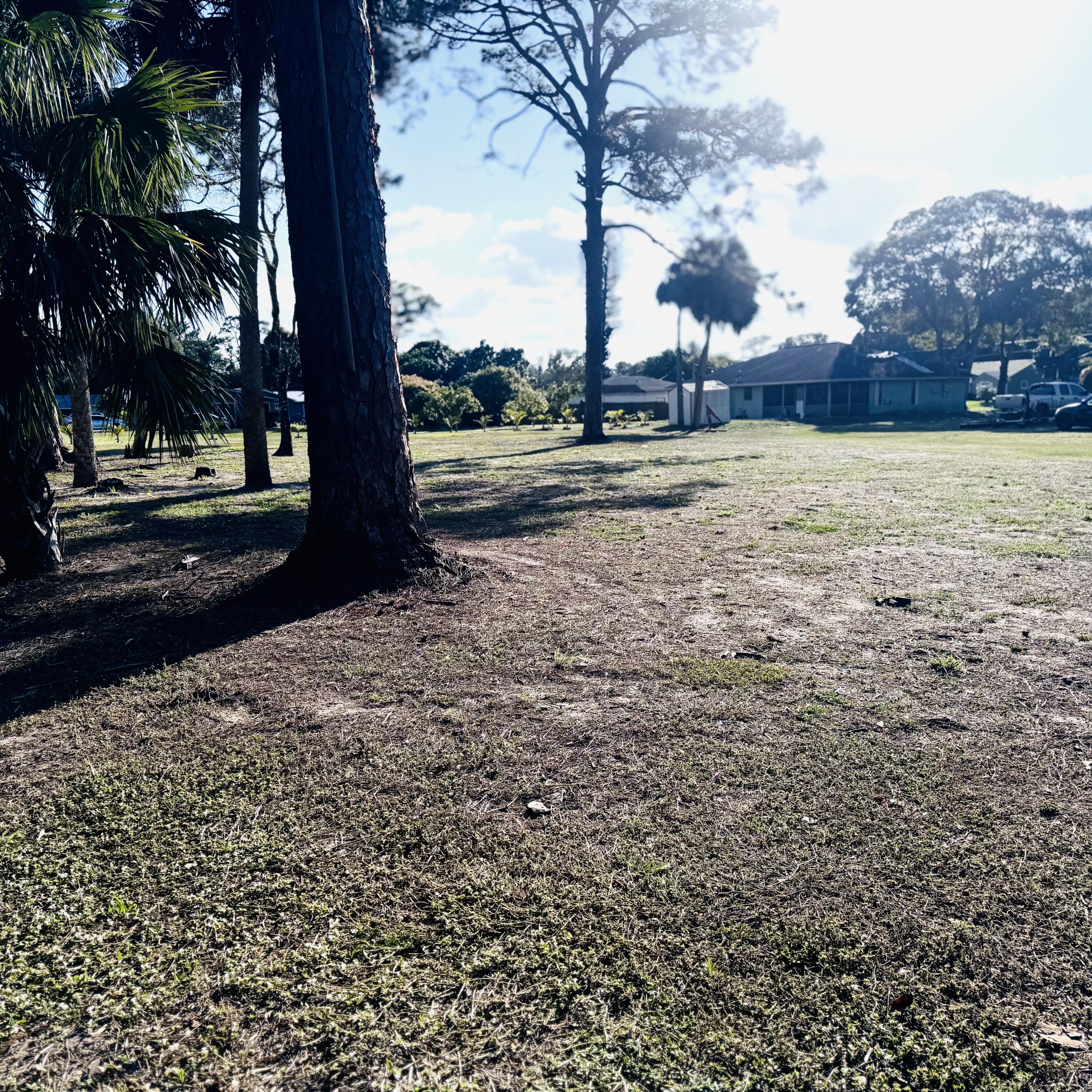 46 North St Street Fort Pierce, FL 34947 - Photo 3 of 10 IMG_2203 (1)