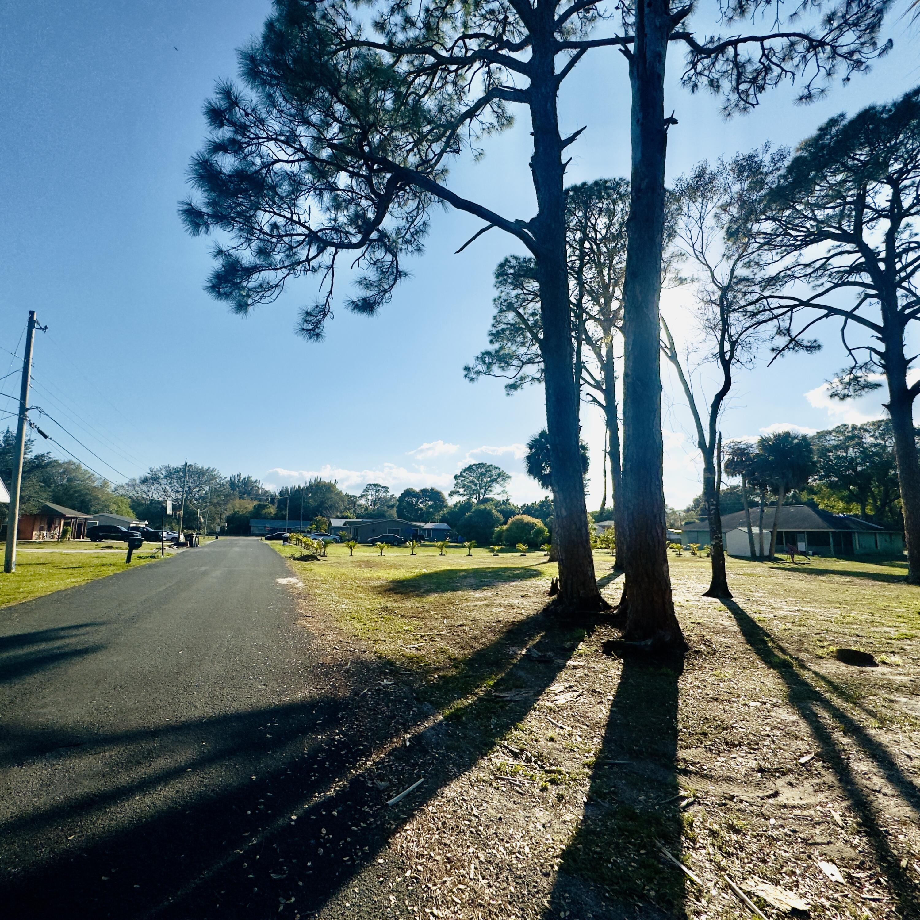 46 North St Street Fort Pierce, FL 34947 - Photo 7 of 10 IMG_2210