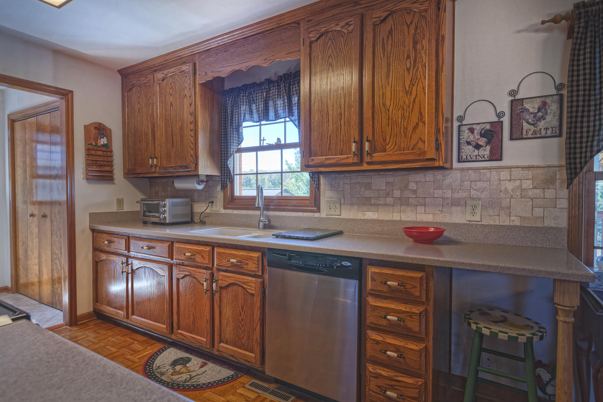 4666 Rte 1094 Roanoke, VA 24012 - Photo 16 of 51 Kitchen