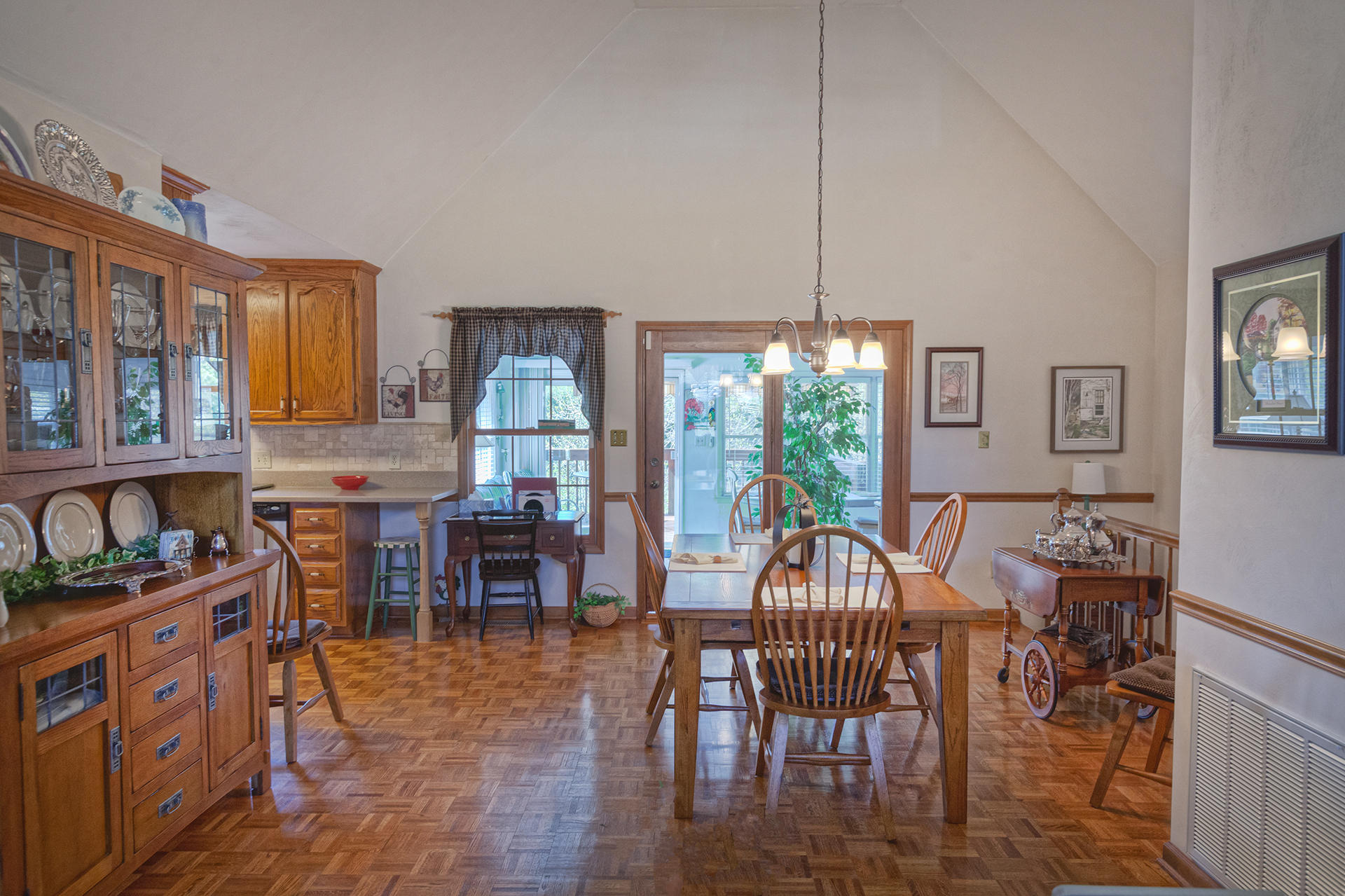 4666 Rte 1094 Roanoke, VA 24012 - Photo 20 of 51 Dining Area