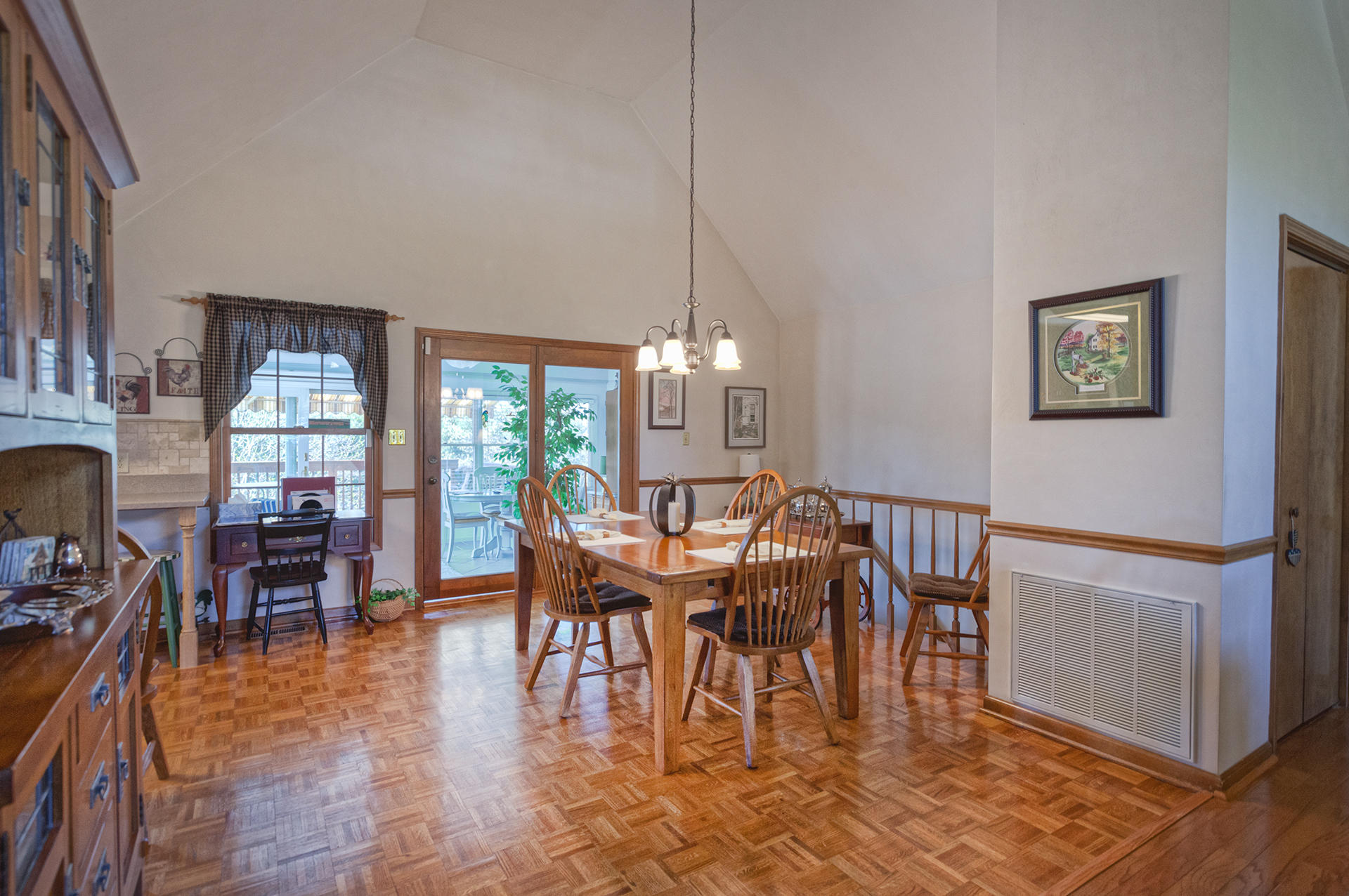 4666 Rte 1094 Roanoke, VA 24012 - Photo 21 of 51 Dining Area