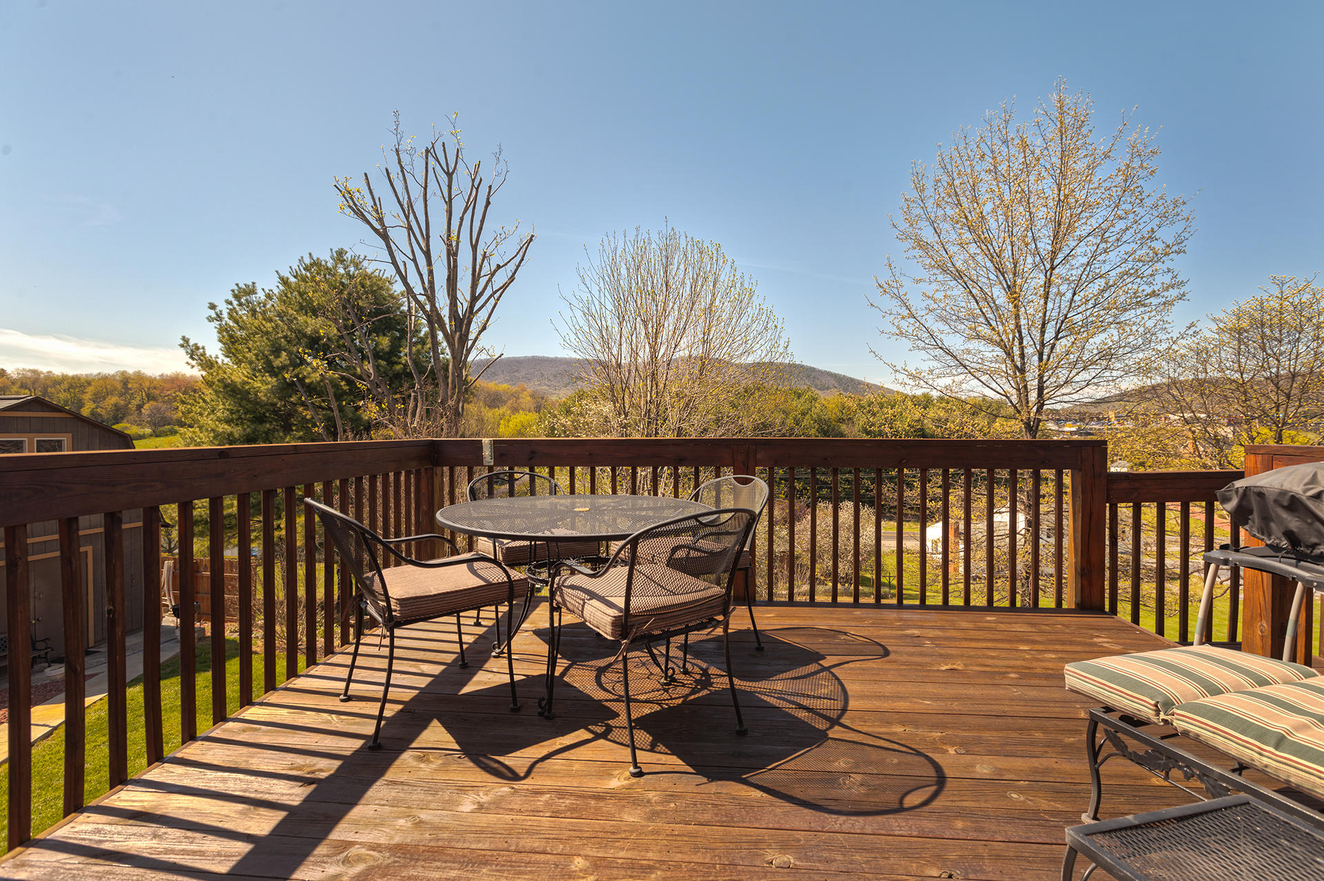 4666 Rte 1094 Roanoke, VA 24012 - Photo 9 of 51 Deck Views