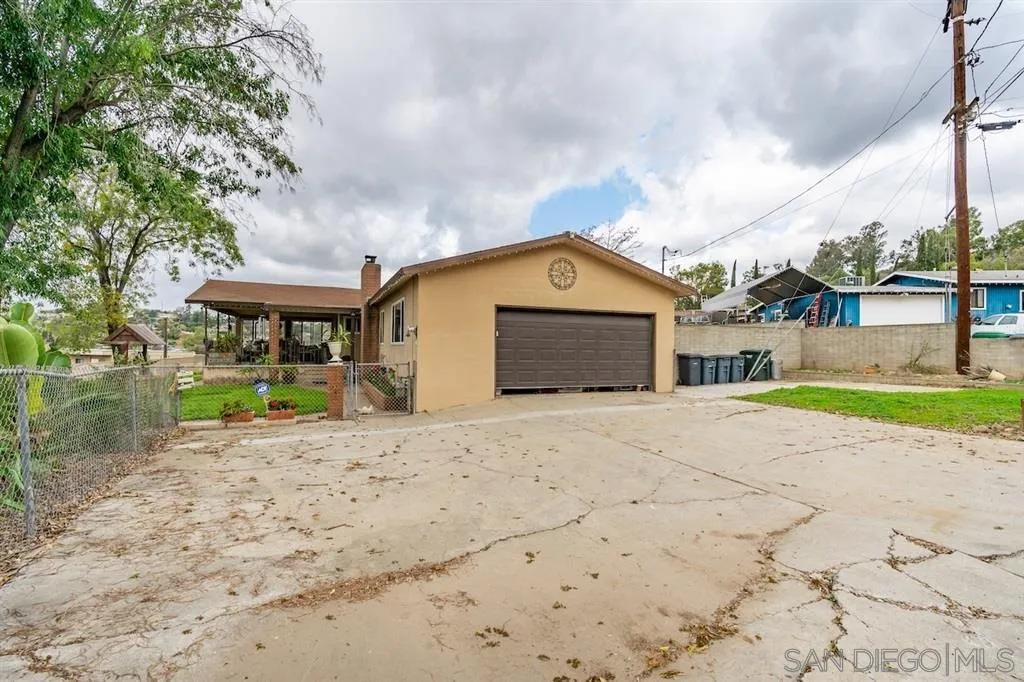 9238 Colorama Way Lakeside, CA 92040 - Photo 1 of 1 Gallery Image 1