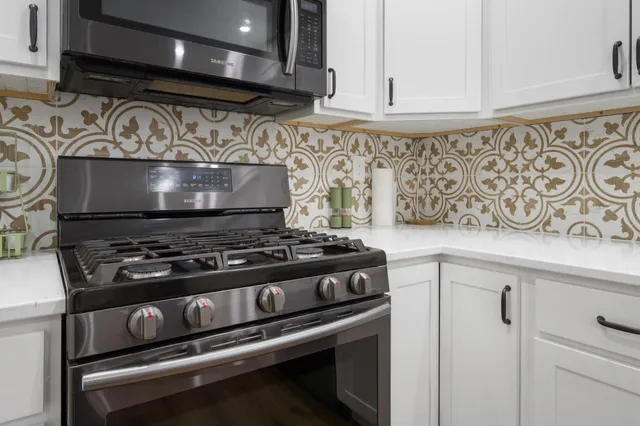 $649,900 | 302 Canaan Road, Hampden, ME 04444