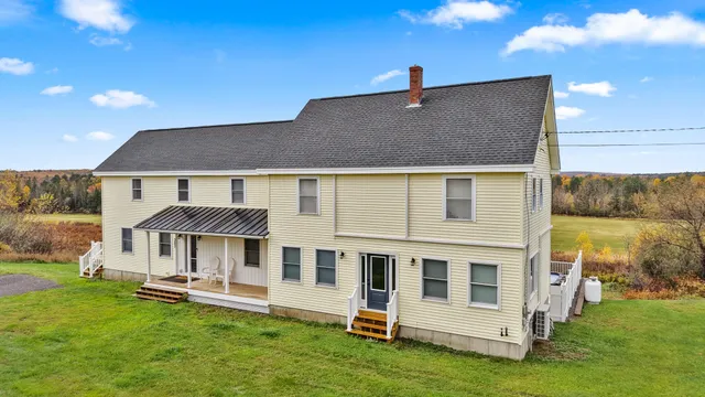 $649,900 | 302 Canaan Road, Hampden, ME 04444
