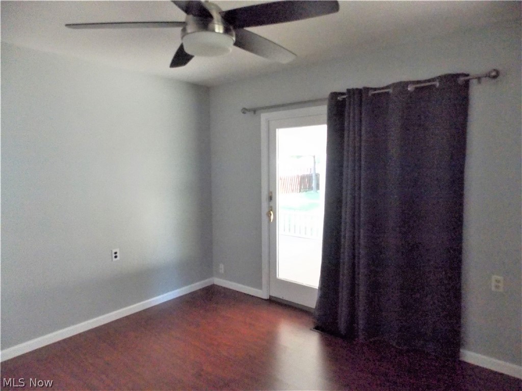 474 Nobottom Road Berea, OH 44017 - Photo 11 of 25 Master bedroom has slider out to covered patio.