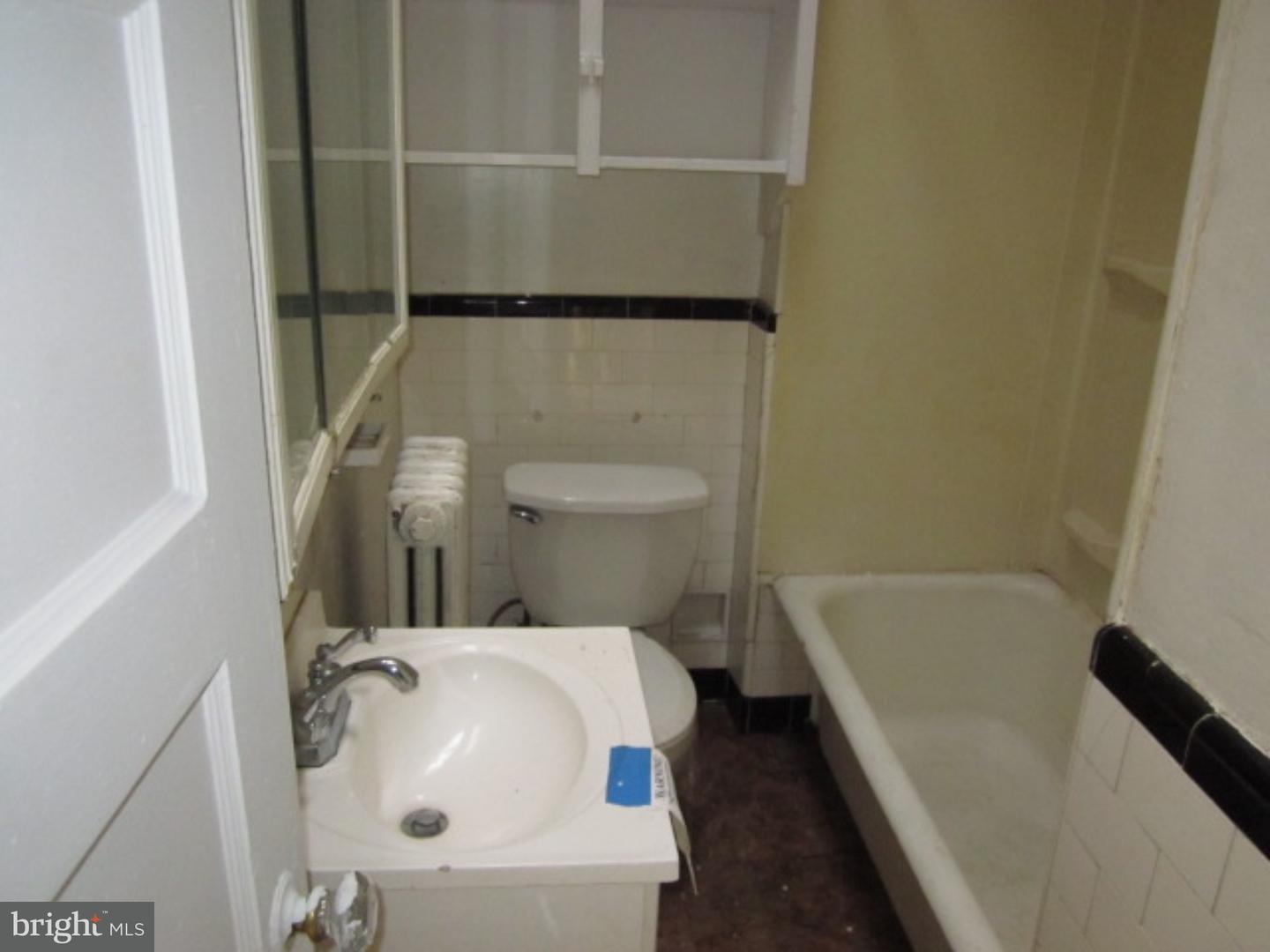 7707 Temple Road Philadelphia, PA 19150 - Photo 14 of 25 Gallery Image 14