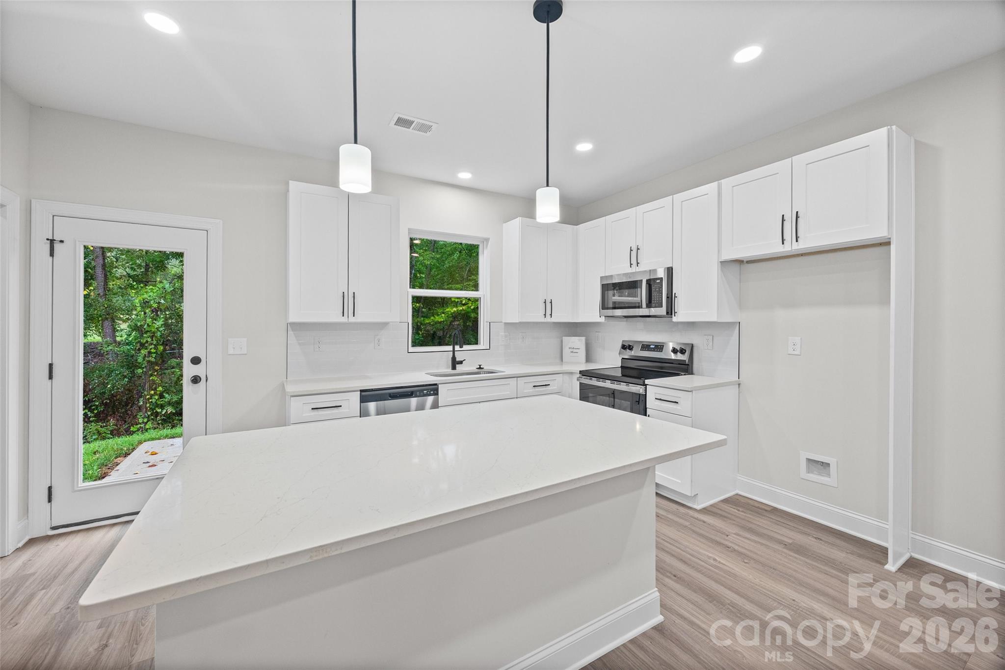 600 West Lewis Road Dallas, NC 28034 - Photo 12 of 31 Gallery Image 12