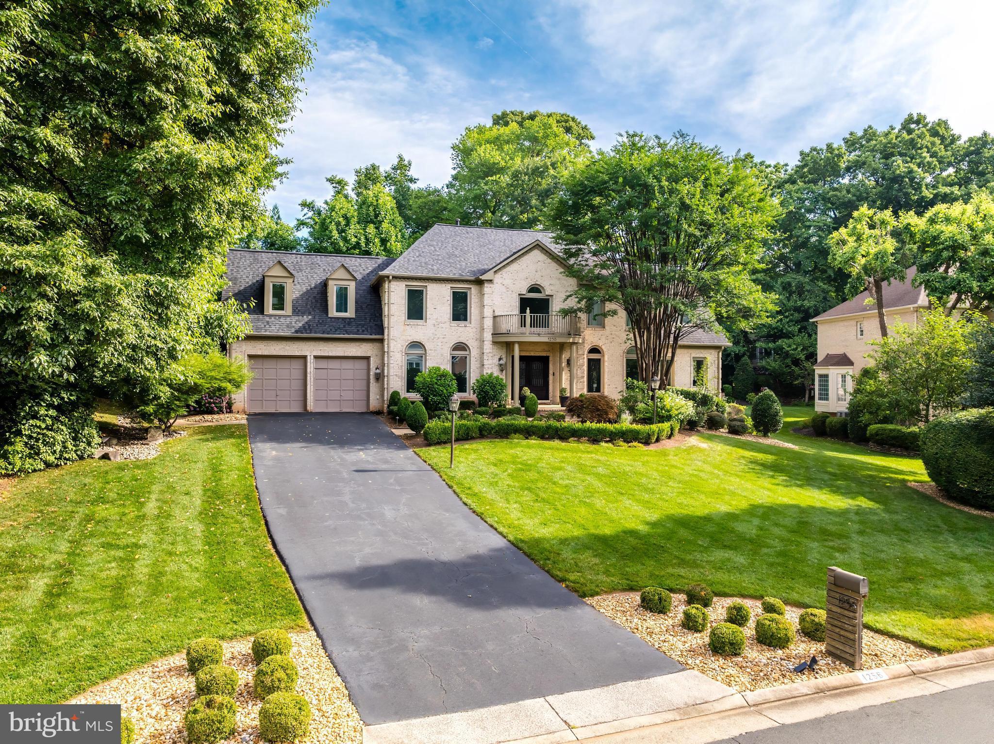 1256 New Bedford Lane Reston, VA 20194 - Photo 2 of 2