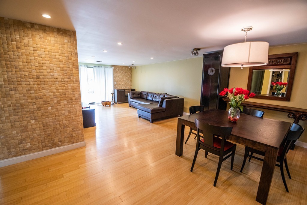 255 North Road, Unit 184 Chelmsford, MA 01824 - Photo 1 of 26 Gallery Image 1