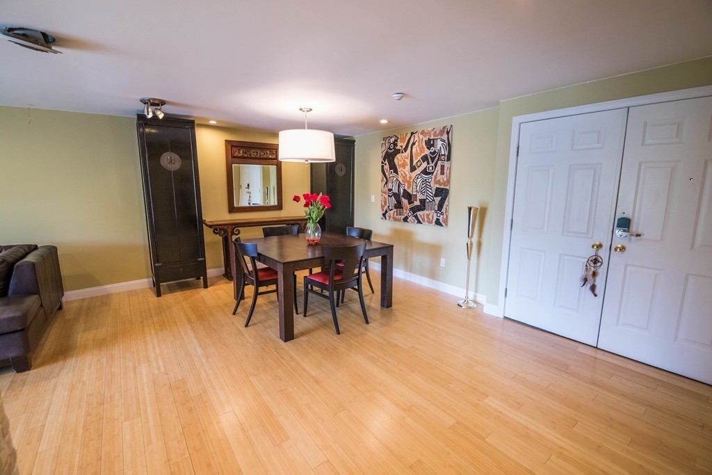 255 North Road, Unit 184 Chelmsford, MA 01824 - Photo 4 of 26 Gallery Image 4