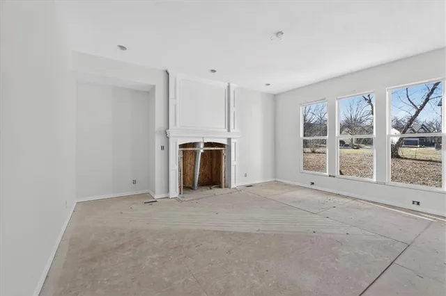 $375,000 | 21526 West 51st Terrace, Shawnee, KS 66226