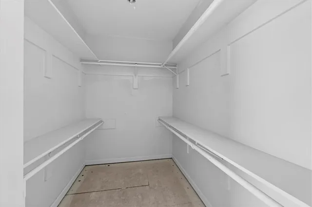 $375,000 | 21526 West 51st Terrace, Shawnee, KS 66226