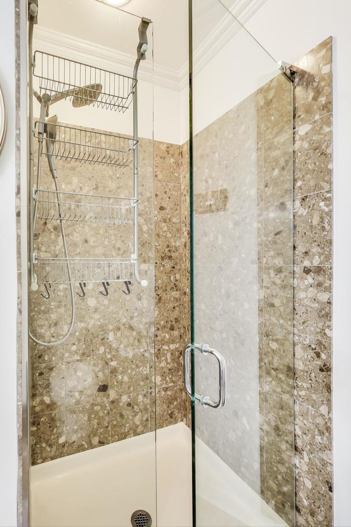 1016 South Racine Avenue, Unit 302 Chicago, IL 60607 - Photo 14 of 28