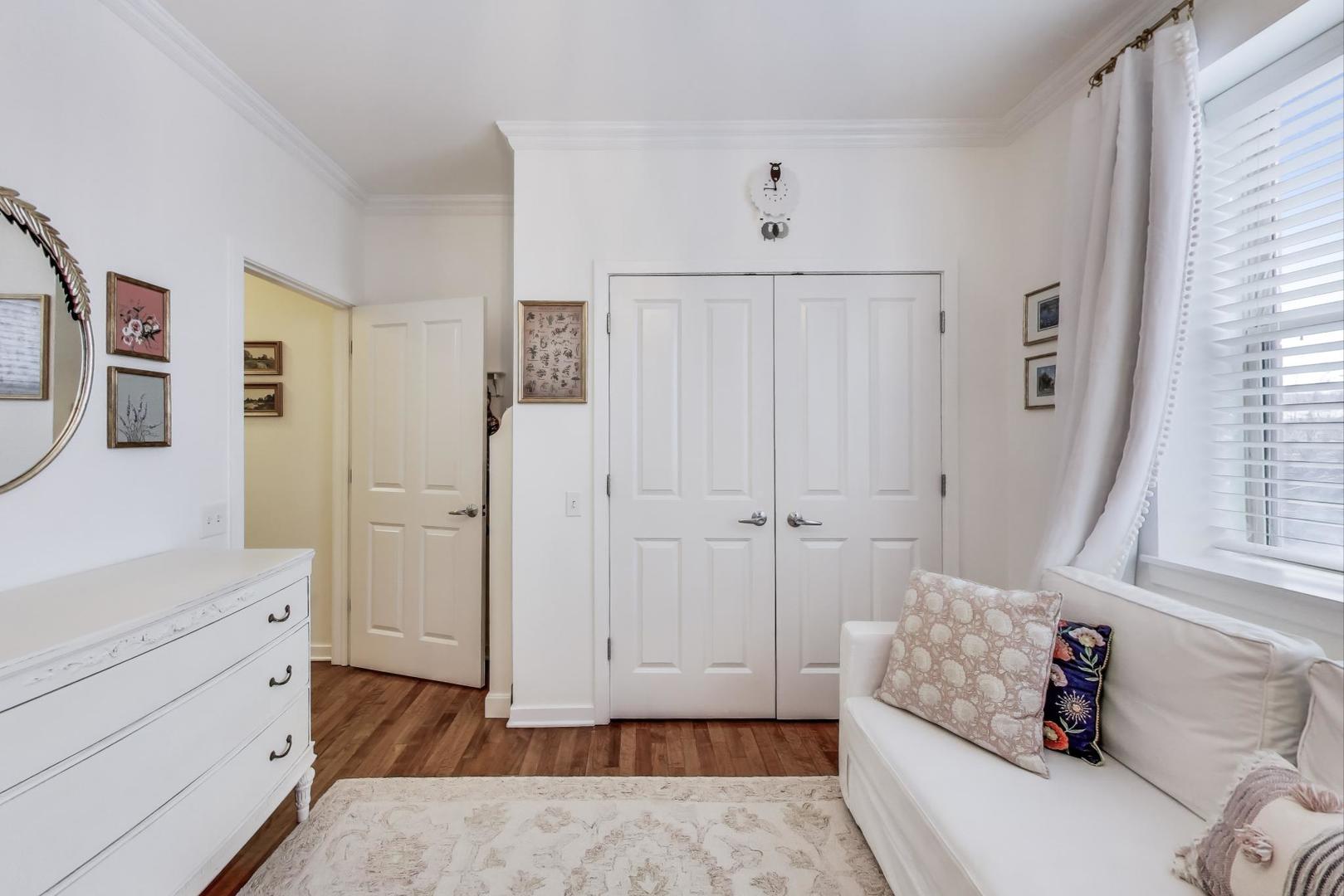 1016 South Racine Avenue, Unit 302 Chicago, IL 60607 - Photo 17 of 28