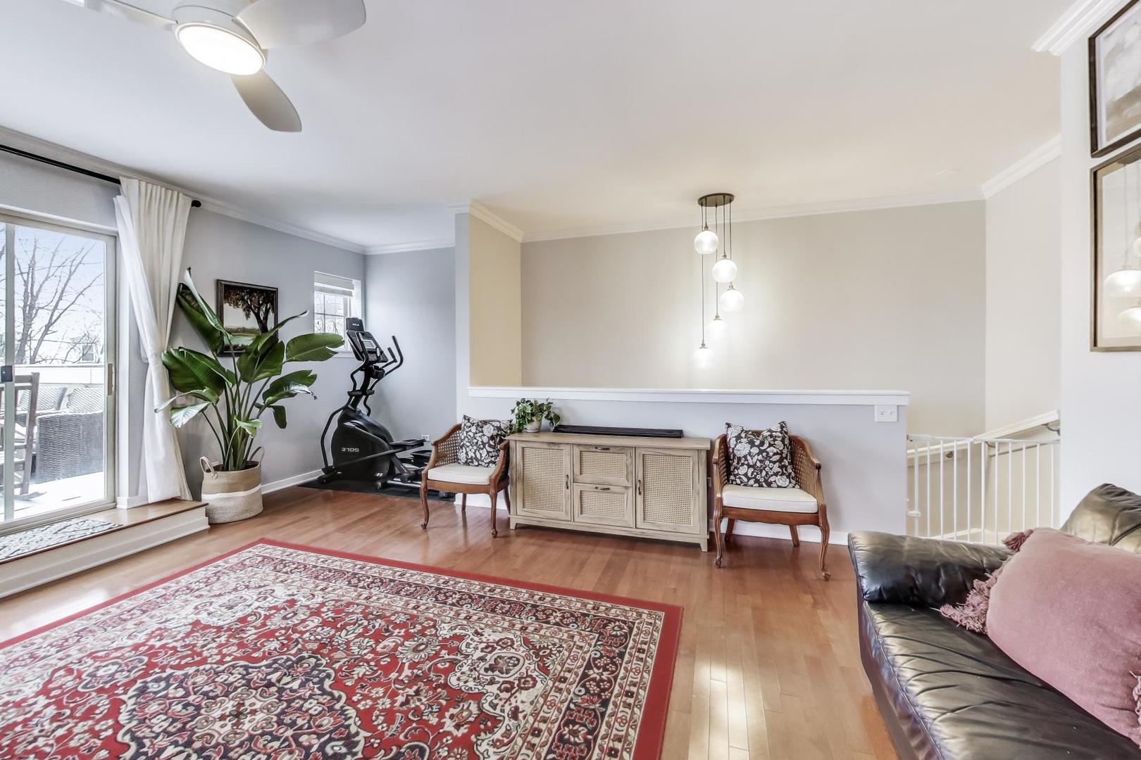 1016 South Racine Avenue, Unit 302 Chicago, IL 60607 - Photo 22 of 28