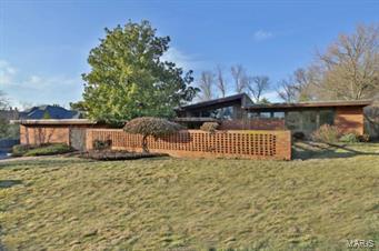 2 Pebble Creek Road Ladue, MO 63124 - Photo 1 of 1 Gallery Image 1
