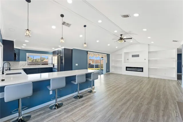 $389,900 | 2737 Foxwood Court, Orlando, FL 32818