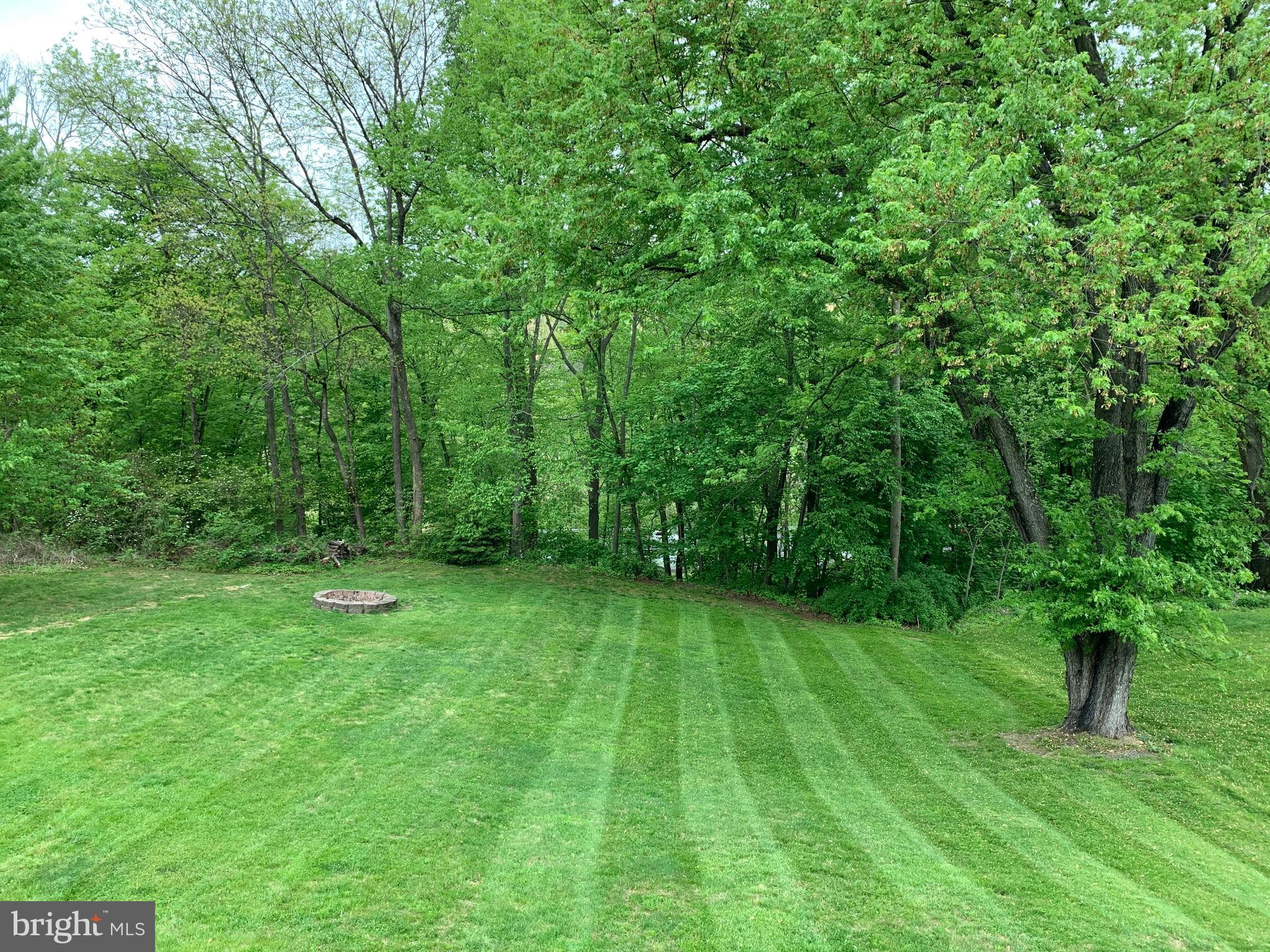 76 Spring Hill Road Hereford, PA 18056 - Photo 3 of 3 Gallery Image 3