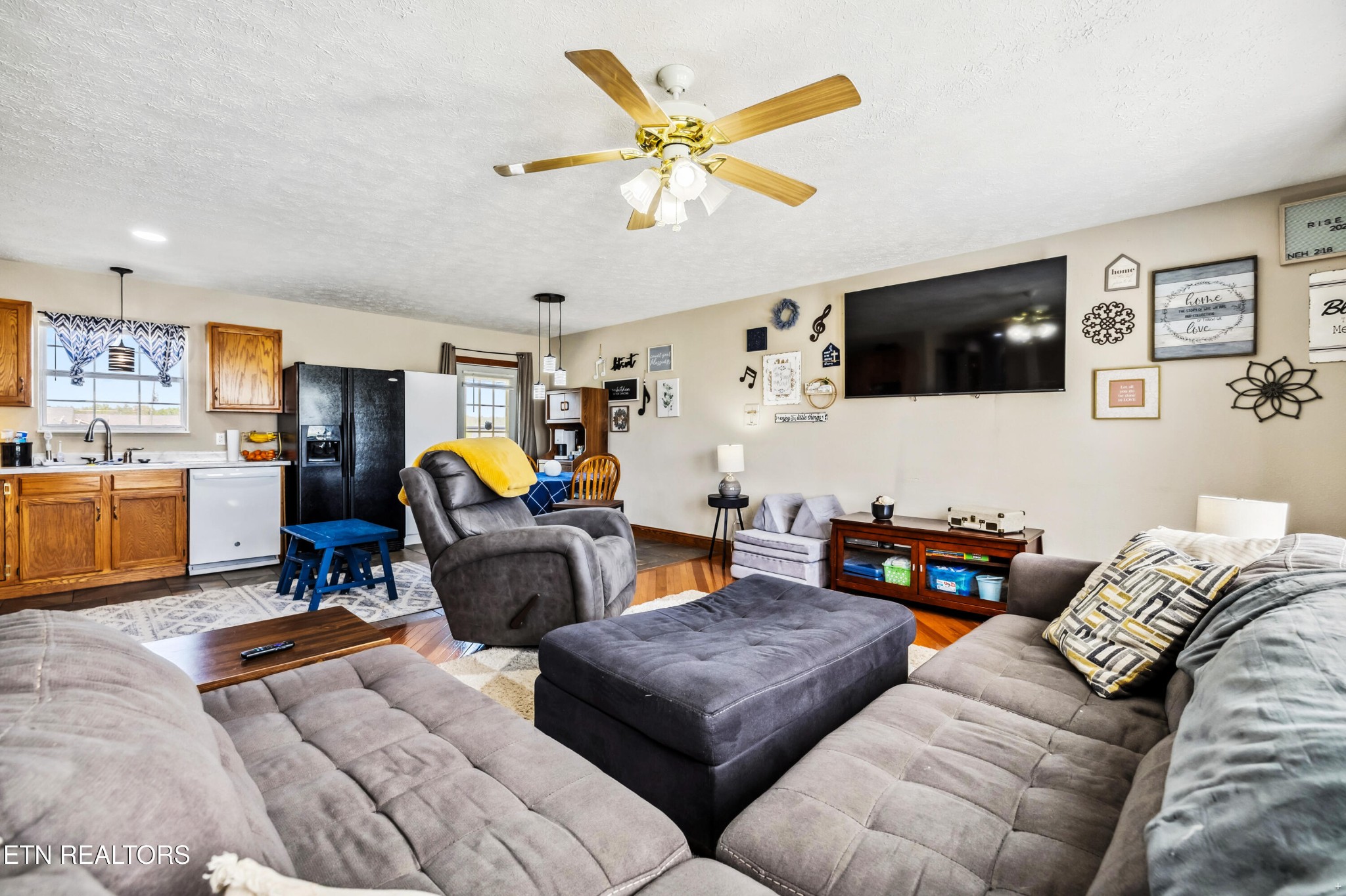 2310 McCleary Road Sevierville, TN 37876 - Photo 3 of 22 Gallery Image 3