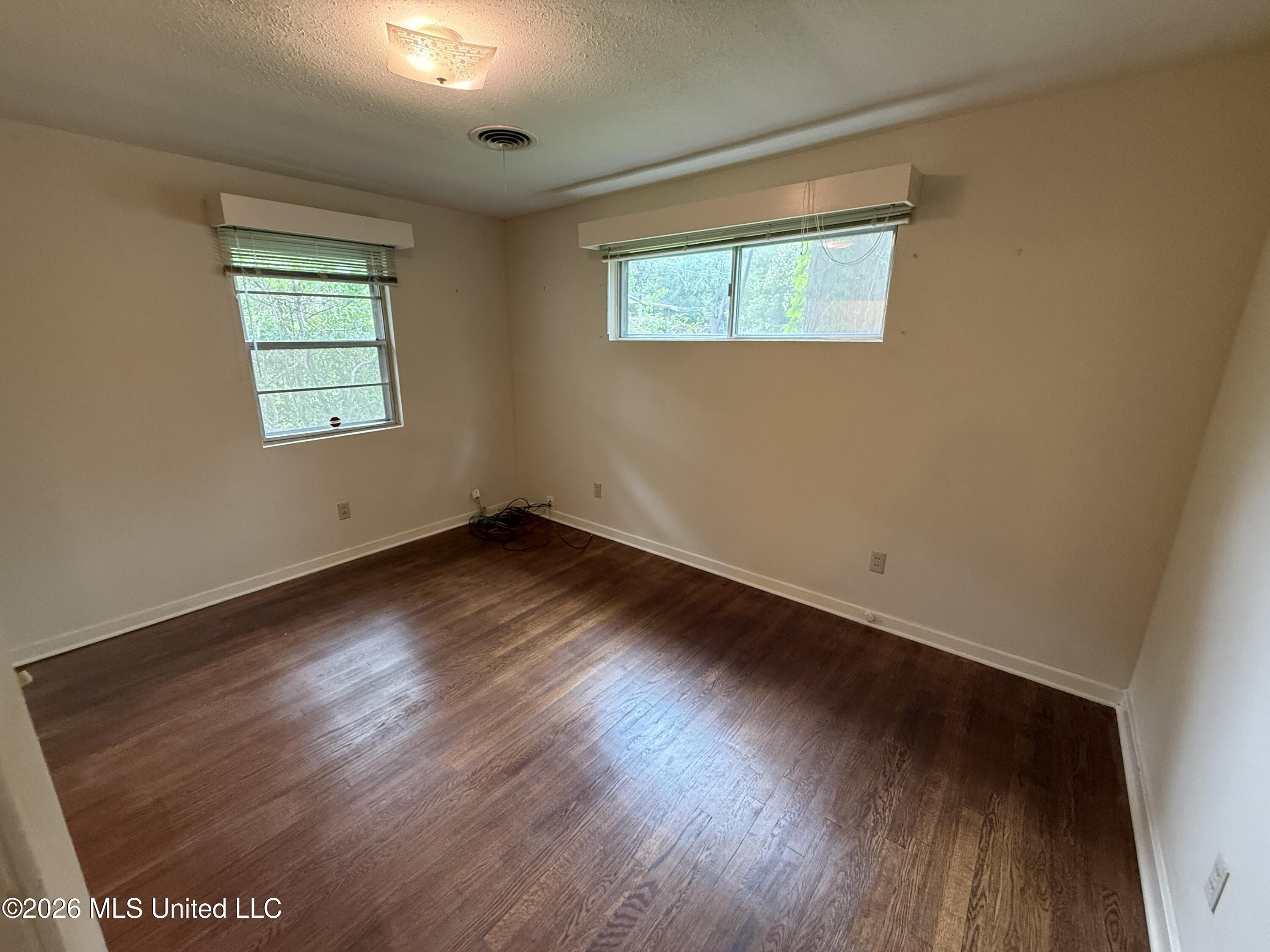 1726 Winchester Street Jackson, MS 39211 - Photo 20 of 39 IMG_8152