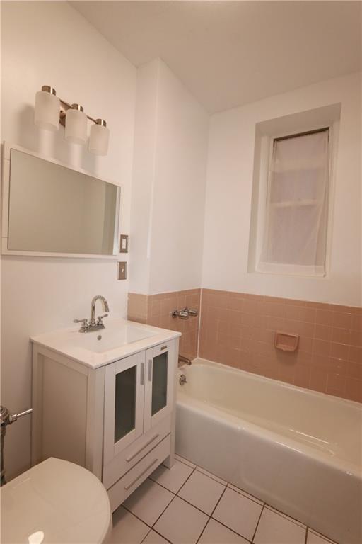 8701 Shore Road, Unit 136 Brooklyn, NY 11209 - Photo 11 of 12 Bathroom