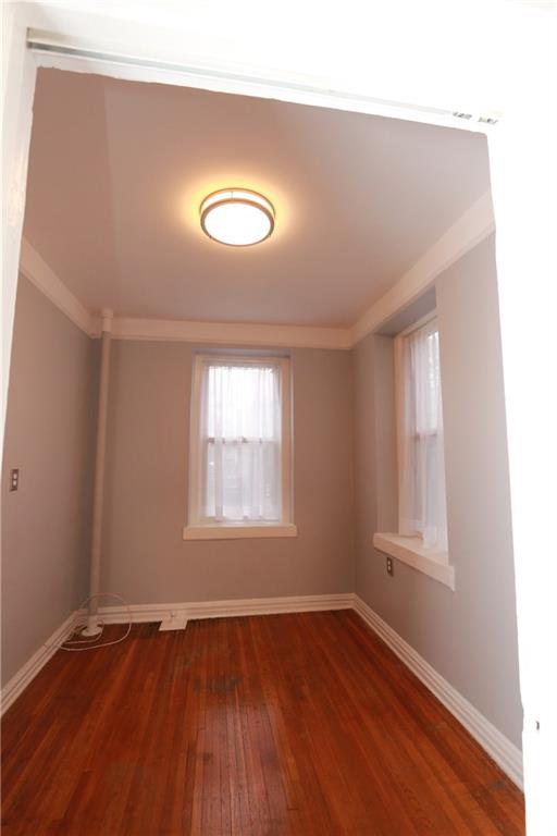 8701 Shore Road, Unit 136 Brooklyn, NY 11209 - Photo 9 of 12 Dining area