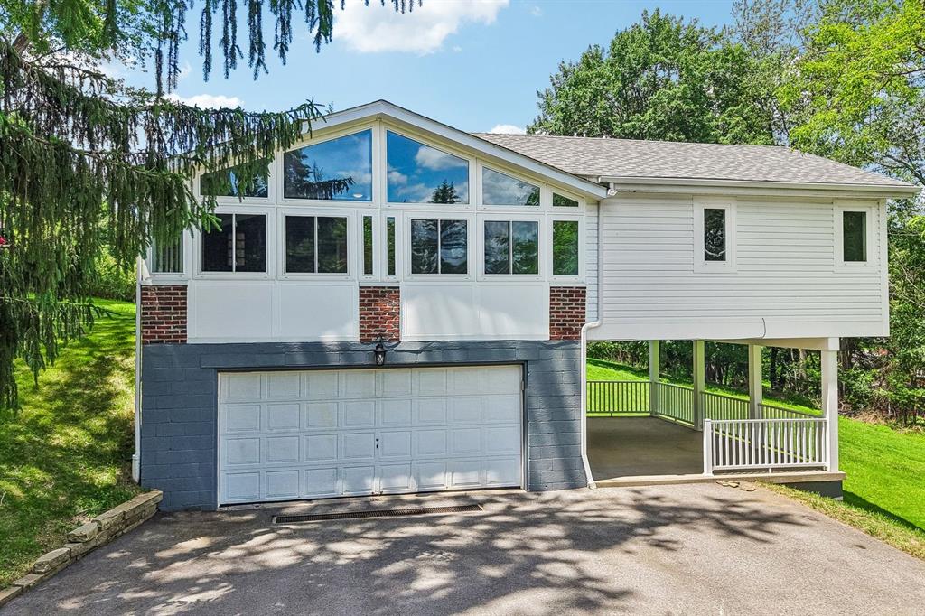 880 Fairview Road Pittsburgh, PA 15238 - Photo 3 of 46 Gallery Image 3