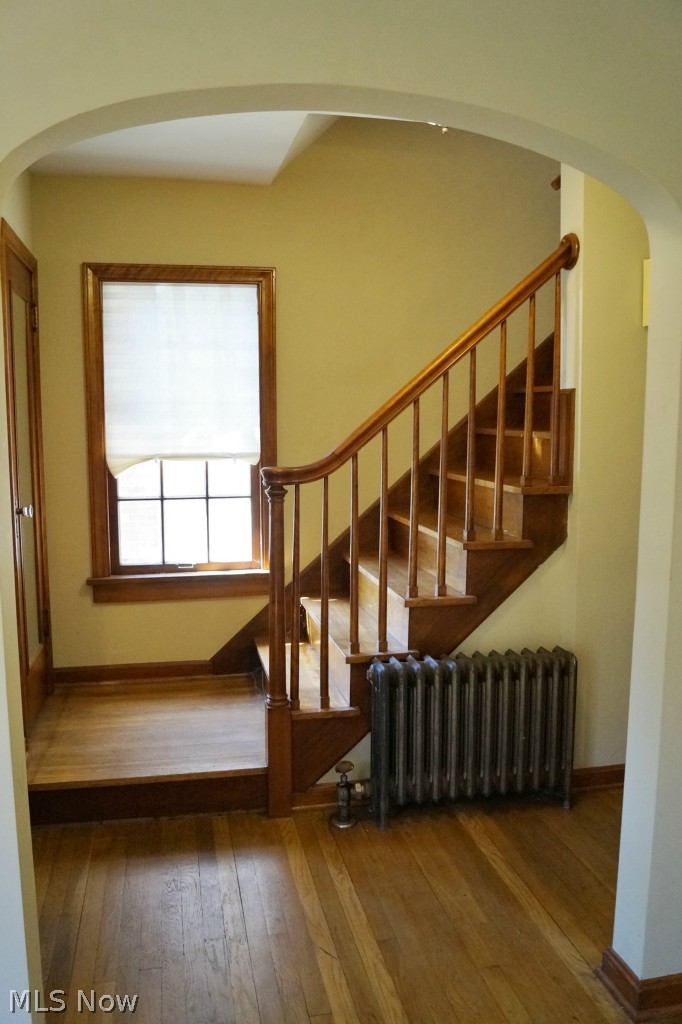 2408 Eardley Road University Heights, OH 44118 - Photo 2 of 20